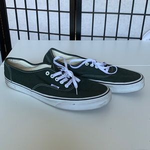 VANS AUTHENTIC Shoes - Size 13
